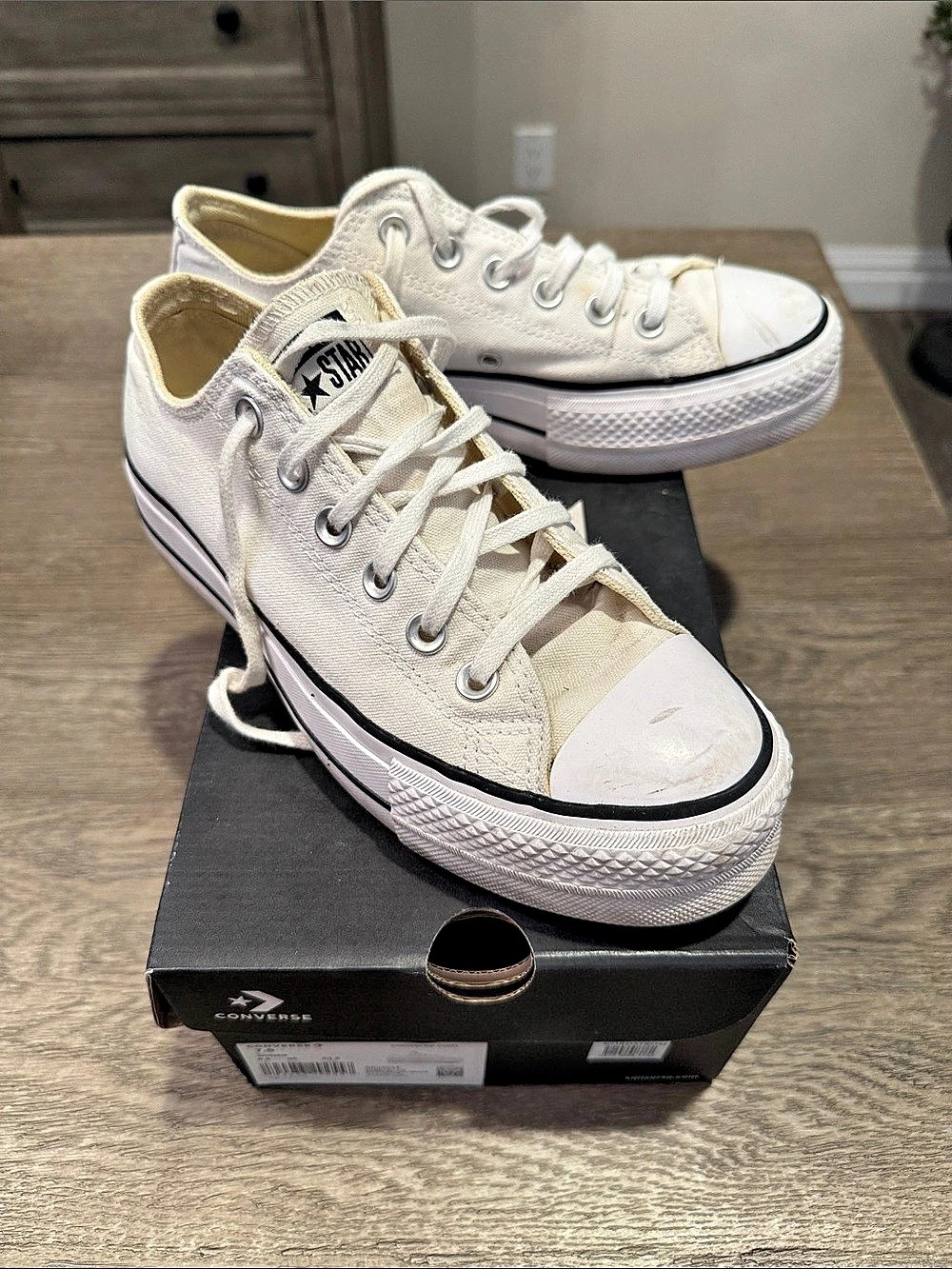 Converse Chuck Taylor All Star Sneakers White US 7.5